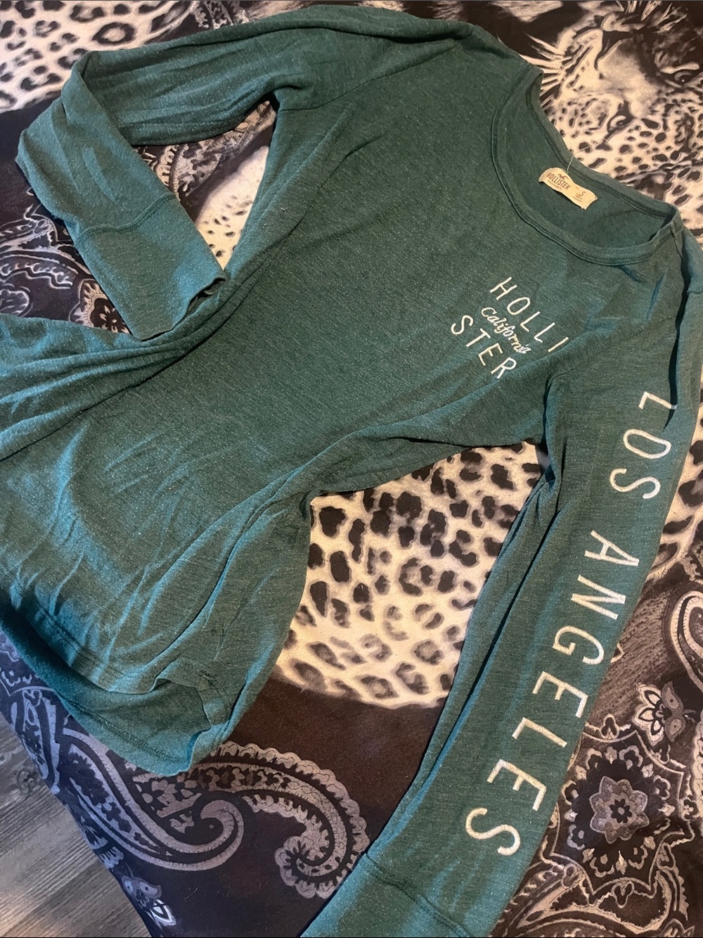 Y2K Hollister Teal Long-Sleeve Graphic Tee with Los Angeles Sleeve Print